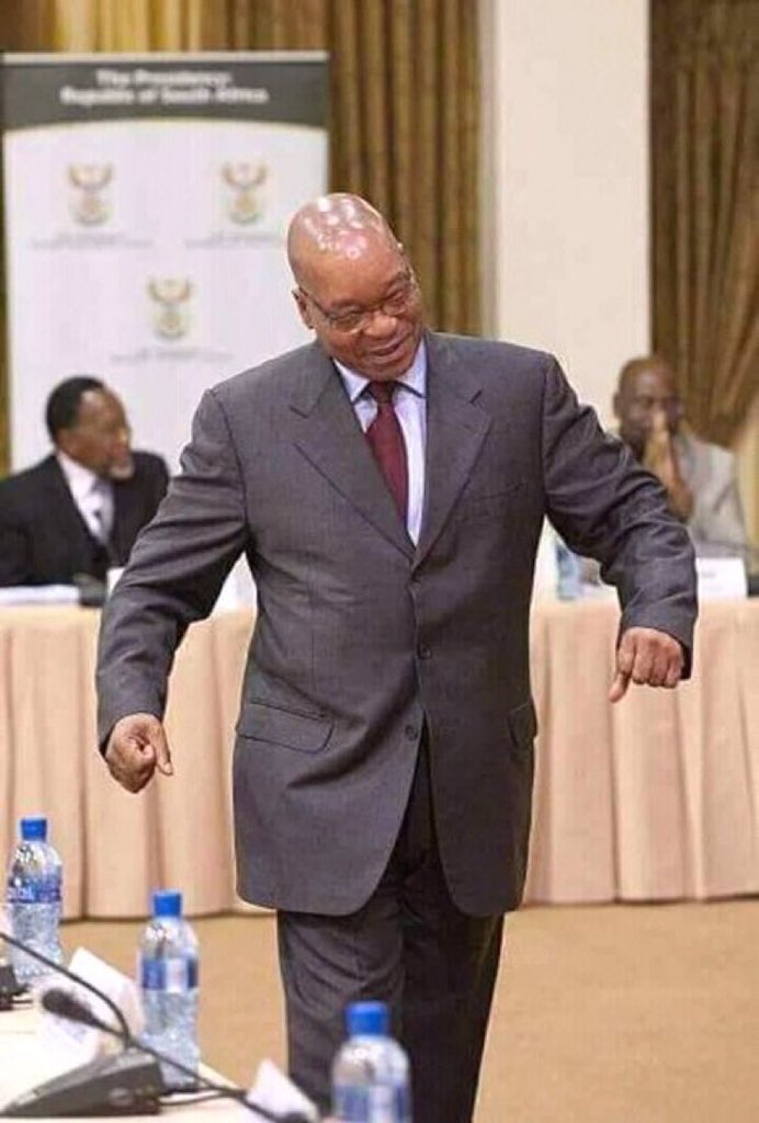 olaITsolutions's tweet image. Wow!!! Awesome God 🙏🏾 🕺🏿 👀 

Same KOKOMASTER that sang;

Tongolo 🎶 
Suddenly 🎶 
Igwe 🎶 
Pop something 🎶 
If no be God 🎶 
Why me 🎶 
Mobolowowon 🎶 
Emergency 🎶 
Babanla 🎶 
Scape goat 🎶 
Koko 🎶 
Mo Gbona feli feli  🎶

replied me. 👀 🙏🏾 

#dbanj #koko #kokomaster