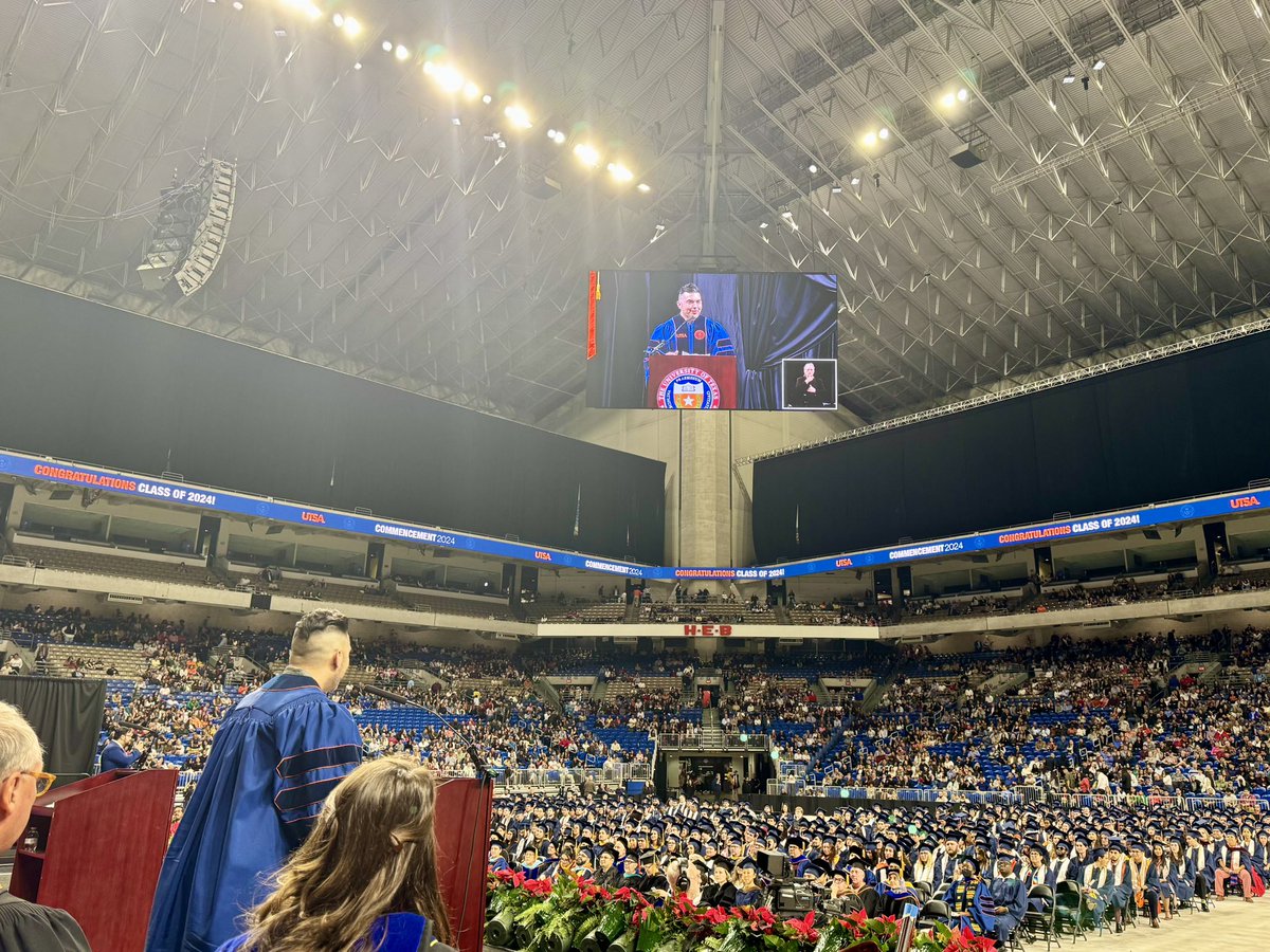 theCavazosJ's tweet image. It’s the honor of a lifetime to welcome nearly 3,700 graduates to our network of 165,000 @UTSA alumni!

Congratulations, class of 2024! You are in it #ForTheLongRun 🤙

#UTSA #UTSAGrad24 | @UTSAAlumni