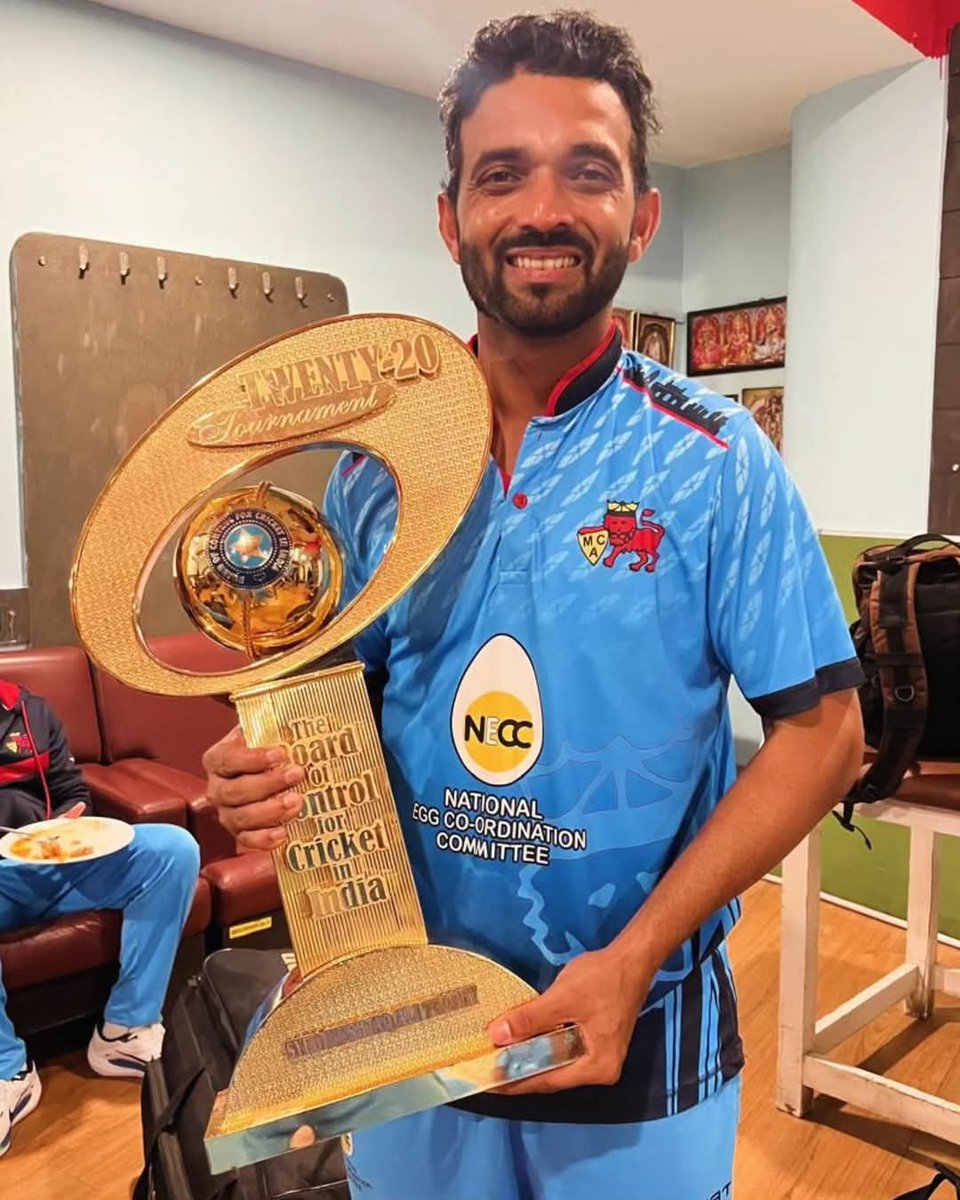 Alhad_Nene's tweet photo. Player of the Tournament - Ajinkya Rahane ✨🏆
Well Played Jinx
#SMAT2024 #Mumbai #MumvsMP https://t.co/6uE9g7Jc9o
