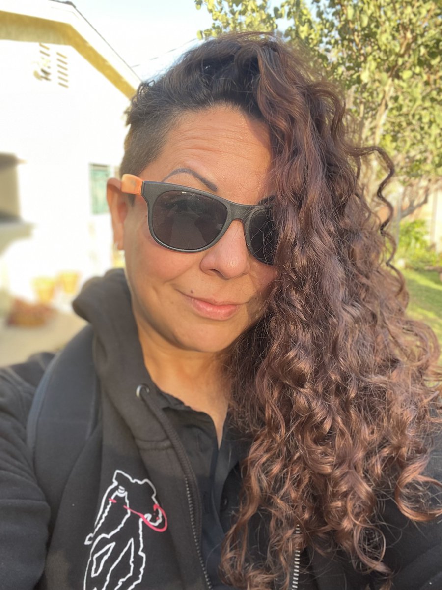 Jade 🌻 tweet media