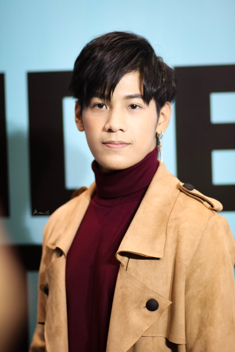 SingtoEveryday's tweet photo. #SingtoPrachaya
#สมุนจ้าวป่า https://t.co/1kXtHtjSCF