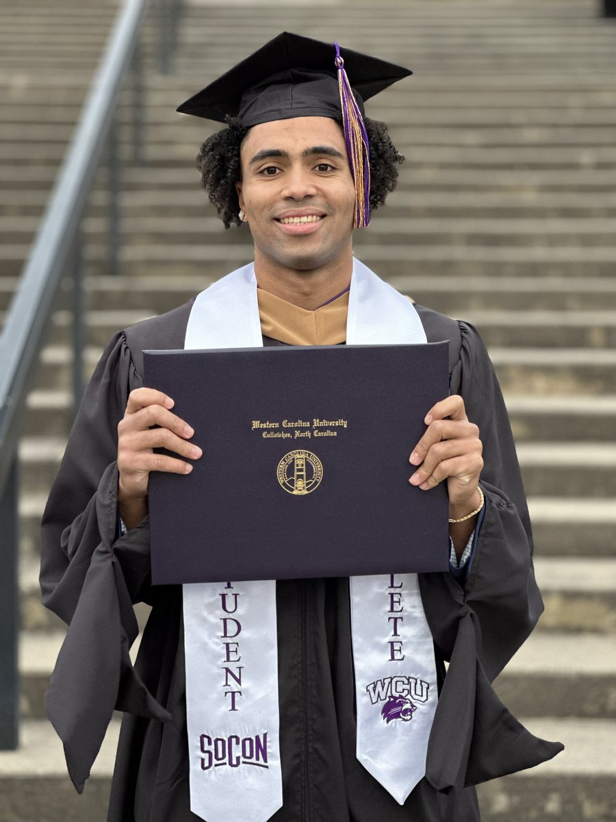 kamarbball's tweet photo. MBA!!!!!🙏🏾🙏🏾 https://t.co/Vd6WArK0Wp