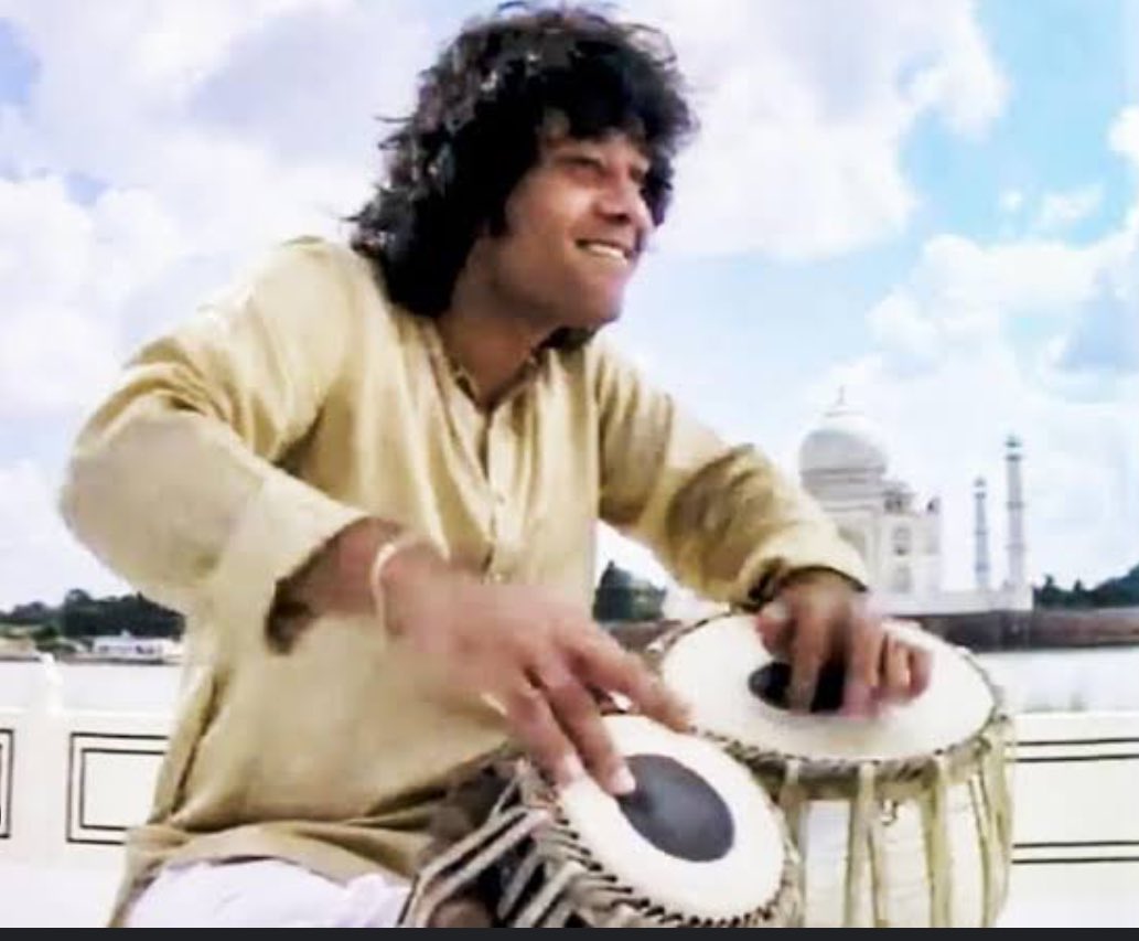 AliAhmed76's tweet photo. RIP Ustad Zakir Hussein - Arey huzoor, Wah Taj Boliye! - The 80’s voice is silent forever.
#ustadzakirhussein #rip #tajmahal #tajmahaltea https://t.co/KpGW4gaMfG