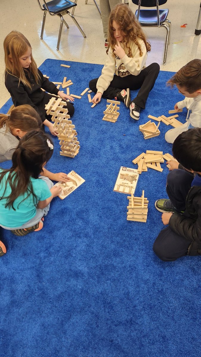 cmd_lms's tweet image. Ready to dive into the final stretch of 2024 in the Discovery Den! 🎉✨ Excited to make this week unforgettable with curiosity, creativity, and fun for our amazing students! 🚀📚 Here’s to wrapping up the year with memorable experiences! 🥳🌟 #DiscoveryDen #FutureReady…