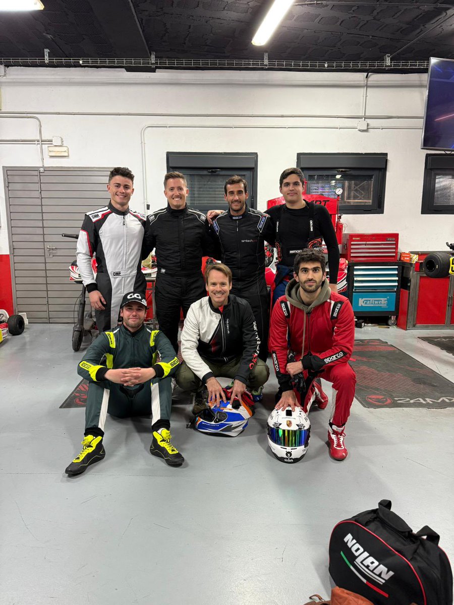 SitoFerrer22's tweet photo. CAMPEONES GP PISTON 2024
@GPPiston

Impresionante experiencia vivida ayer, conociendo a gente TOP 🤩
Impensable para mi el llevarme el trofeo a casa, pero el destino nos quiso juntar a @xMontyGG y no pudimos aprovecharlo mejor!

GRACIAS x el EVENTAZO
Todo por ellos @juegaterapia https://t.co/uJarzQtvKJ
