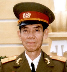 EtatDeFlow's tweet photo. Tu regardes l'espion le plus performant de tous les temps !

Pendant la guerre du Vietnam, il a été envoyé en mission pour obtenir les plus grands secrets de l’armée américaine, la CIA et TIMES.

Et il réussit !

Voici l’histoire oubliée de Pham Xuan An, "l’espion parfait" : https://t.co/jcBYhce2q0