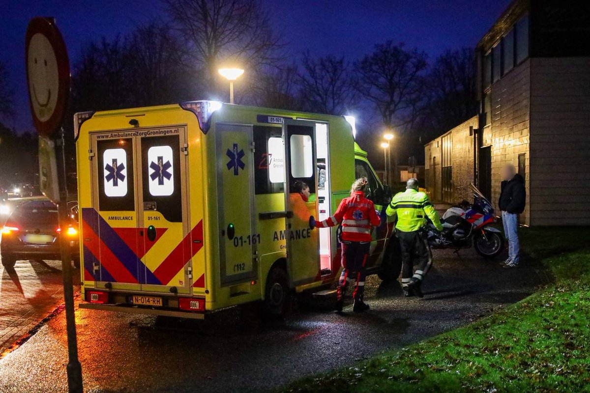 Steekpartij met gewonde in Leek