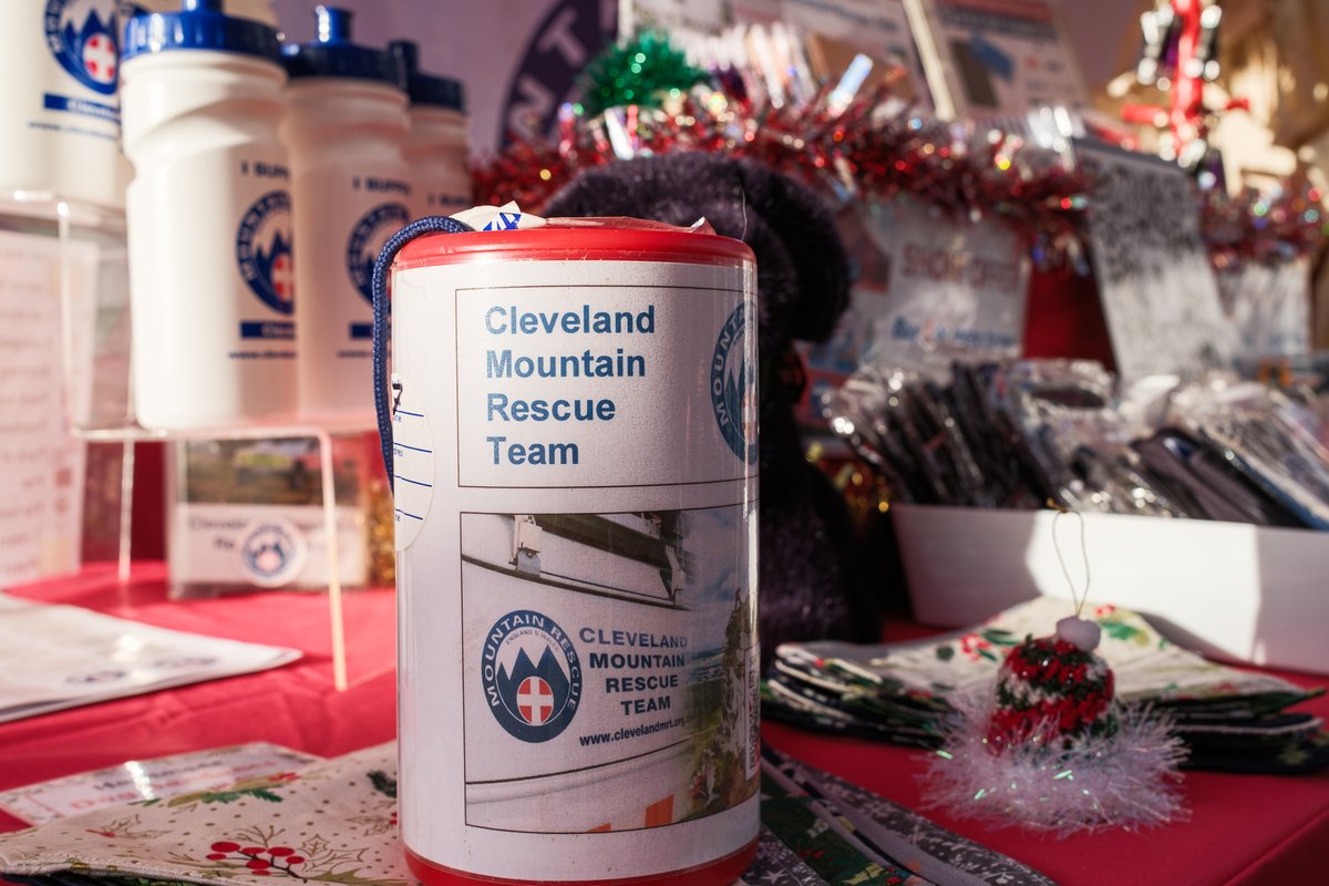 THANK YOU - NORTHALLERTON STREET COLLECTION

The total amount received yesterday was a superb £1,574.50 (donations &amp; sales). So a very special ‘thank you’ to the people of Northallerton and visitors to the town for your continuing generosity!

clevelandmrt.org.uk/news/northalle…