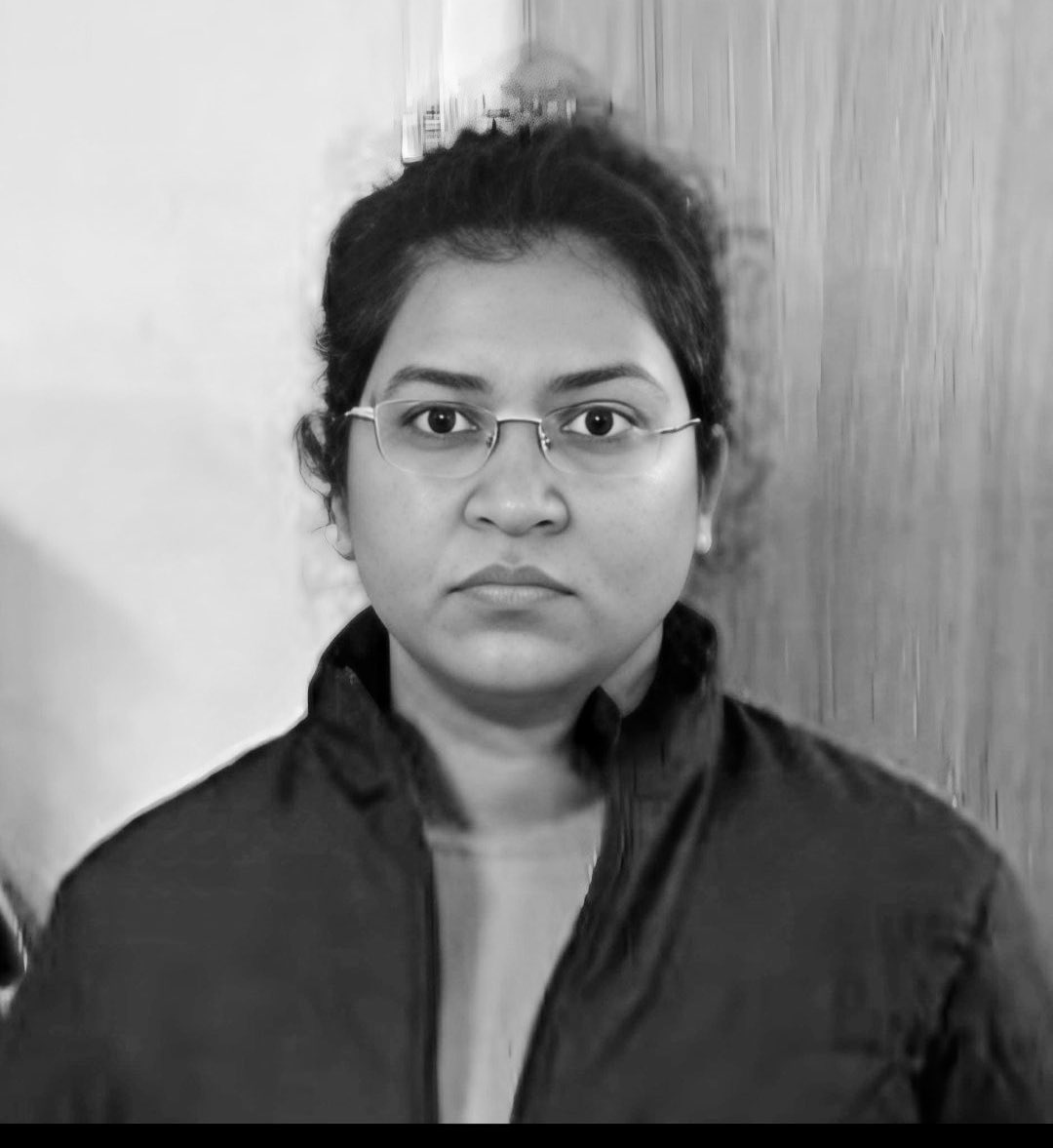 GaganPratapMath's tweet photo. मात्र 3 करोड़😡                                    मात्र 5 लाख😡 https://t.co/8HxCzI8JYw