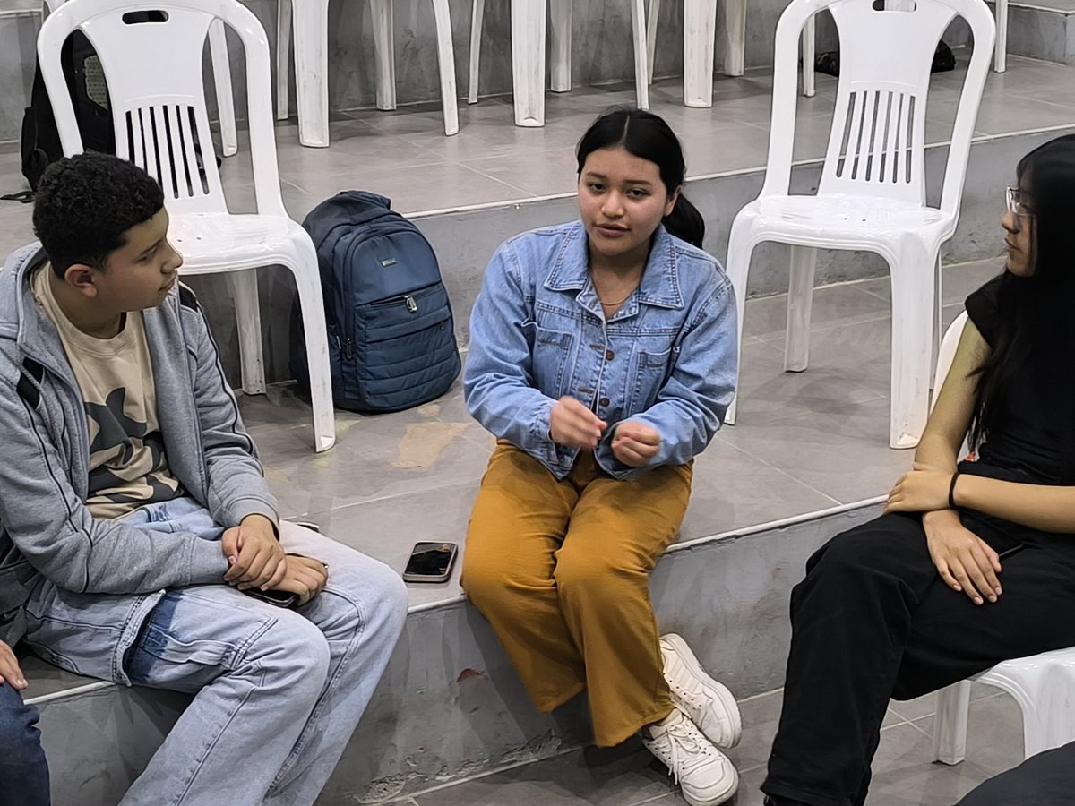 accionplninos's tweet photo. 📣#AcciónporlosNiños realizó el cierre de actividades del año junto a los niños y adolescentes líderes de la #REDIME.
Nos preparamos para iniciar con fuerza el 2025 lleno de actividades de participación que promuevan los derechos de las infancias. 👧🧒
#DerechosDeLaNiñez https://t.co/3zxqxTgDsv