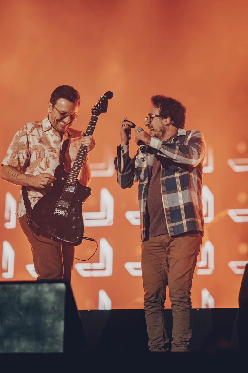 Pasan los años y el amor sigue ahí. 
<a href="/EGBrancciari/">EMI</a>