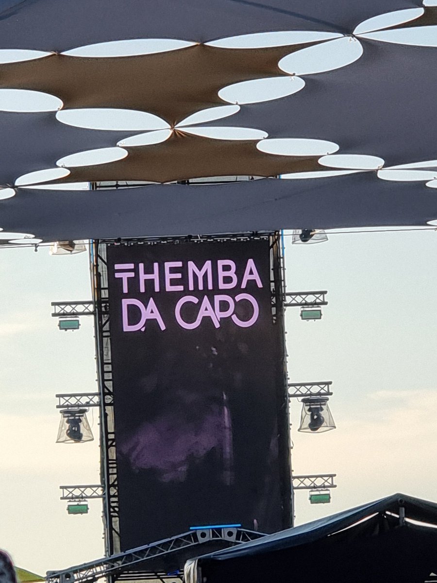 TruthOrPeace_'s tweet image. Phakathi inside #DeepInTheCity church in service. It's all about House Music ❤️