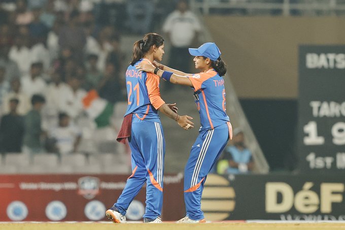  📹 Credits: Twitter/BCCIWomen