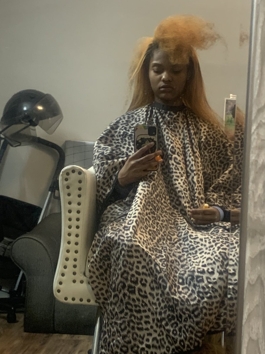 idessiii333's tweet photo. before the trim &amp; curl https://t.co/133XEOZsYu