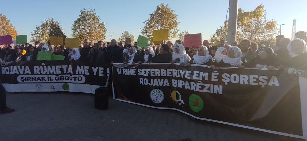 gulderenvarli's tweet image. Rojava rûmeta me ye!

#SaveRojava 
#StandWithRojava

@DEMPartiWan @dbp_wan @DEMGenelMerkezi @DBP_GenelMerkez 
@demsirnak 
@hevalbozdag