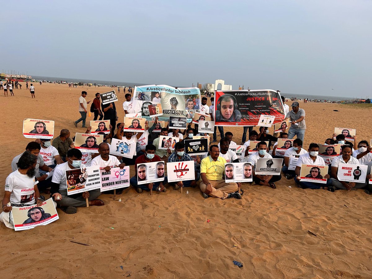 san_x_m's tweet photo. Atul was from Bihar, married in UP, worked in Bengaluru, and now protests for his justice and judicial reform are happening in Chennai.

He was not just an individual, he was a revolutionary who sacrificed his life for the betterment of nation.

#JusticeForAtulSubhas https://t.co/yR20jD9xge