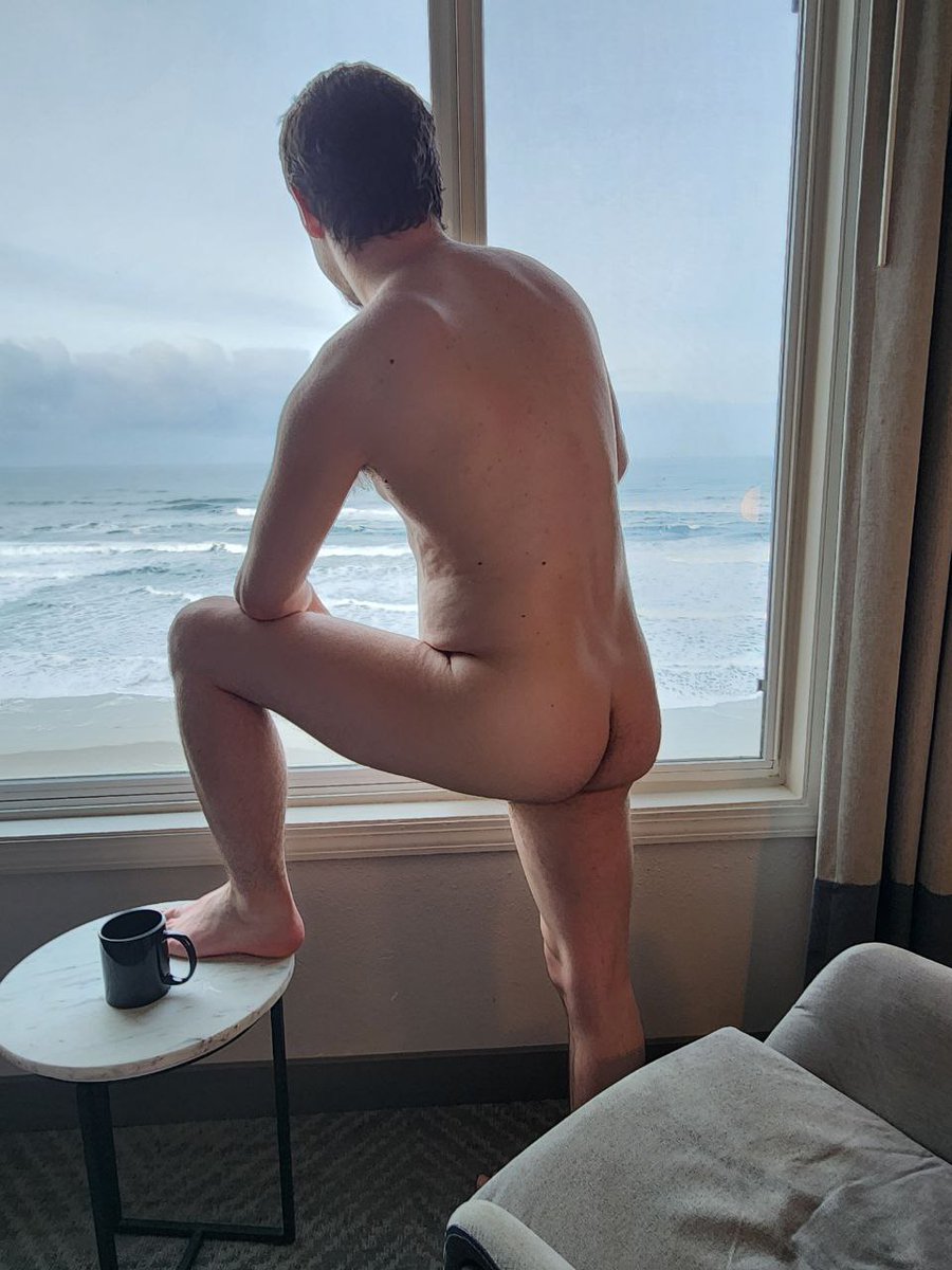 kibainuzukawolf's tweet photo. When to the coast with my boyfriend for my bday. I had a great time. #chubbychaser #chaser #twink https://t.co/gw0FCAKv6l
