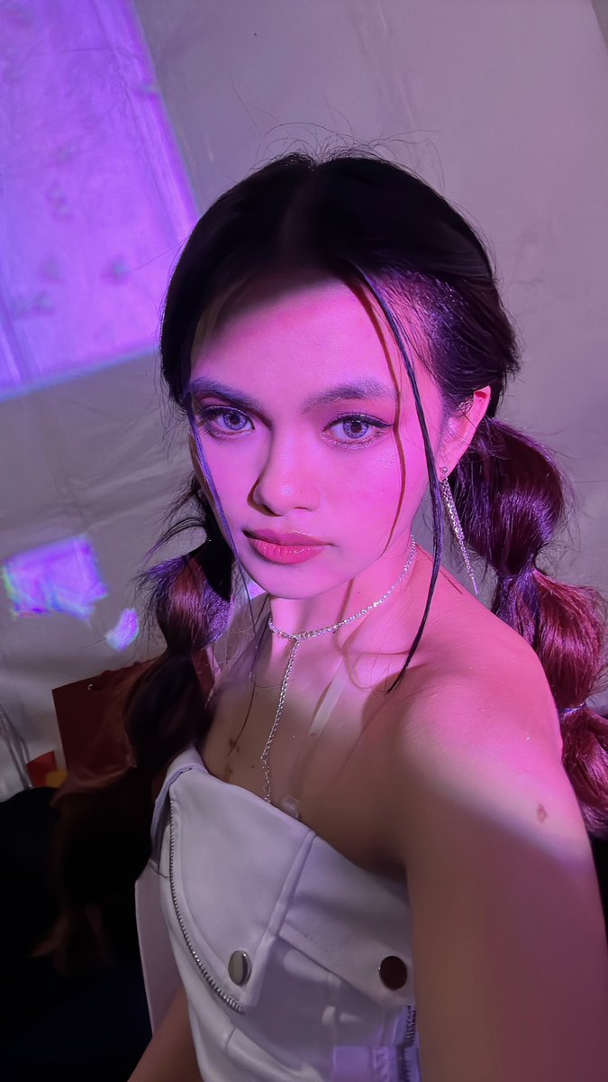 Thank you everybaddieeee! Good night. 🫶🏼