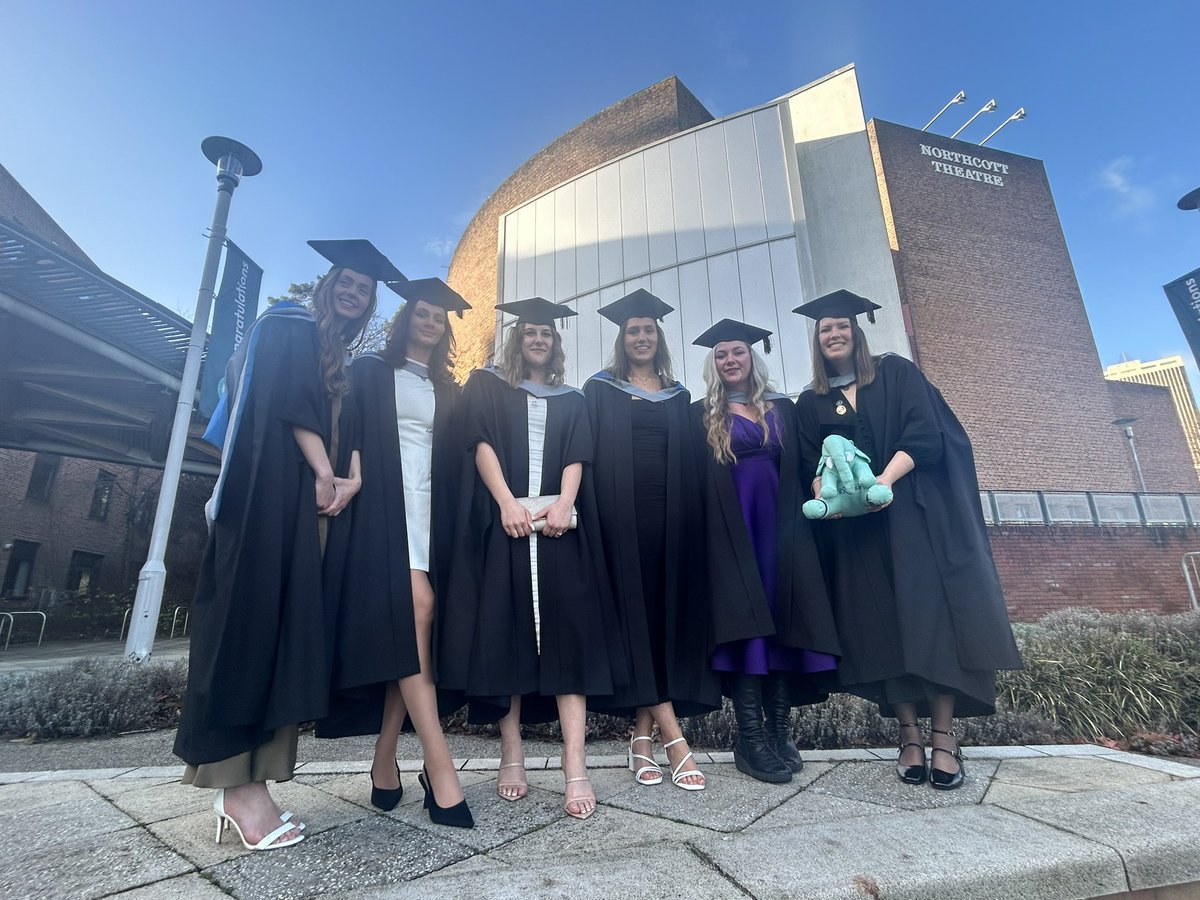 Proud to share that I’ve graduated with a 2:1 Masters degree in Adult and Mental Health Nursing! Grateful for all the support along the way and to my amazing family and friends that made today so special! We did it class of 2024!!!🎓🩺💙 <a href="/ExeterNurse/">UoE Academy of Nursing</a> <a href="/UniofExeter/">University of Exeter</a>