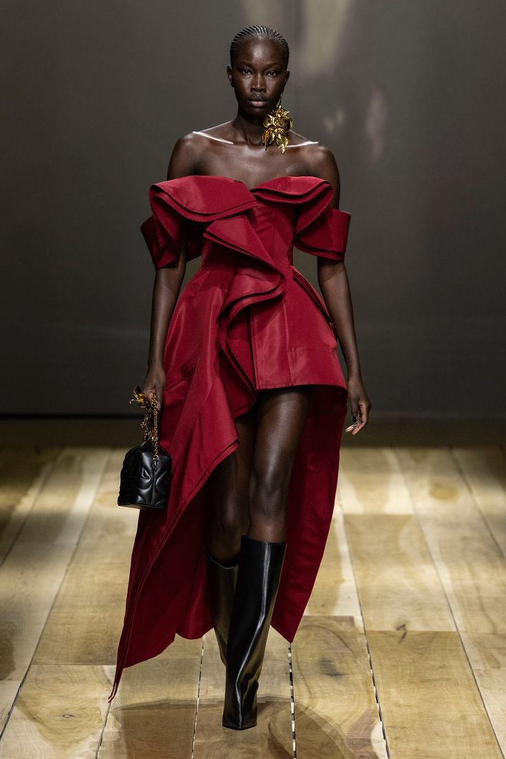 Fashion CloneIt (@fashioncloneit) on Twitter photo 