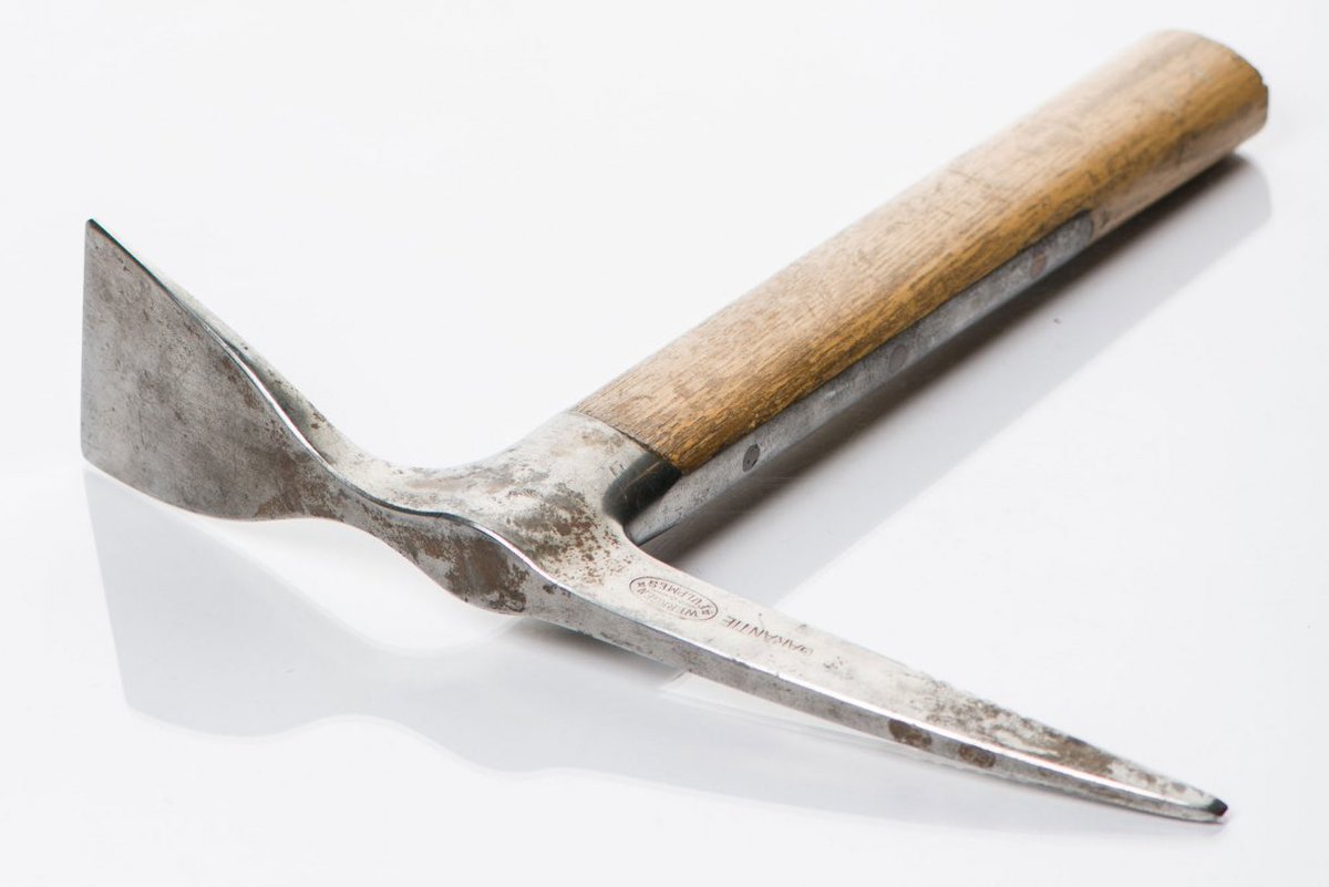 neo_cone's tweet photo. @bergerac_jim @PicturesUssr Common misconception, it was an ice axe, not an ice pick. This is the actual weapon: https://t.co/YVj0QLKstn