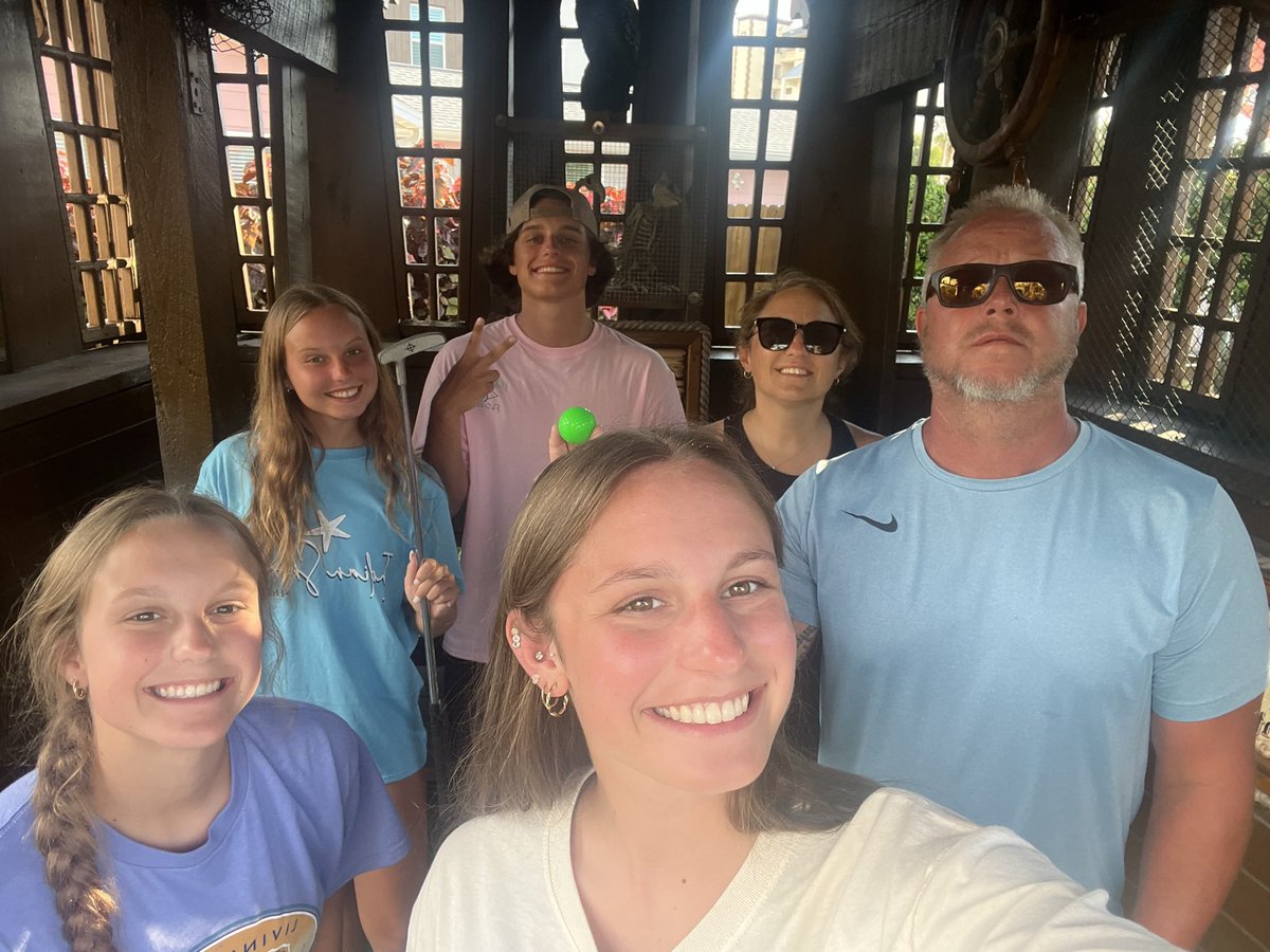 Happy birthday to the best Dad out there! Thank you for all you do and being one of the great role models that I have in my life ❤️ Can’t wait to celebrate you today! I love you <a href="/dvallinch/">Dave Vallinch</a>