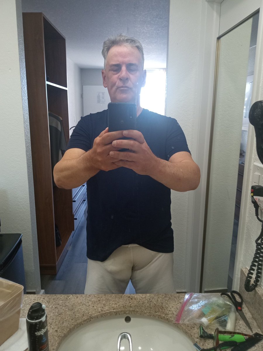 Robert Thomas Wilson (@robluvsubaby) / Posts / X