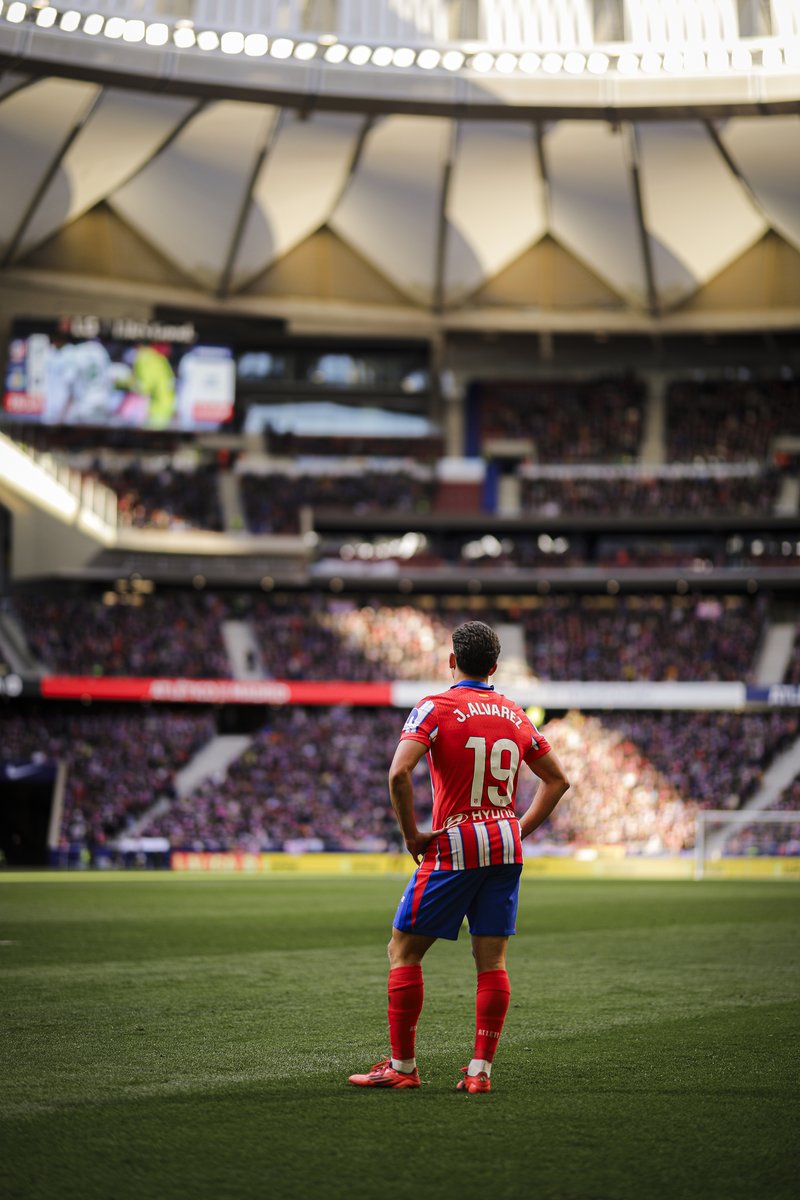 Atleti's tweet photo. Descomunal futbolista. 🕷️ https://t.co/0KQyq7MMNs