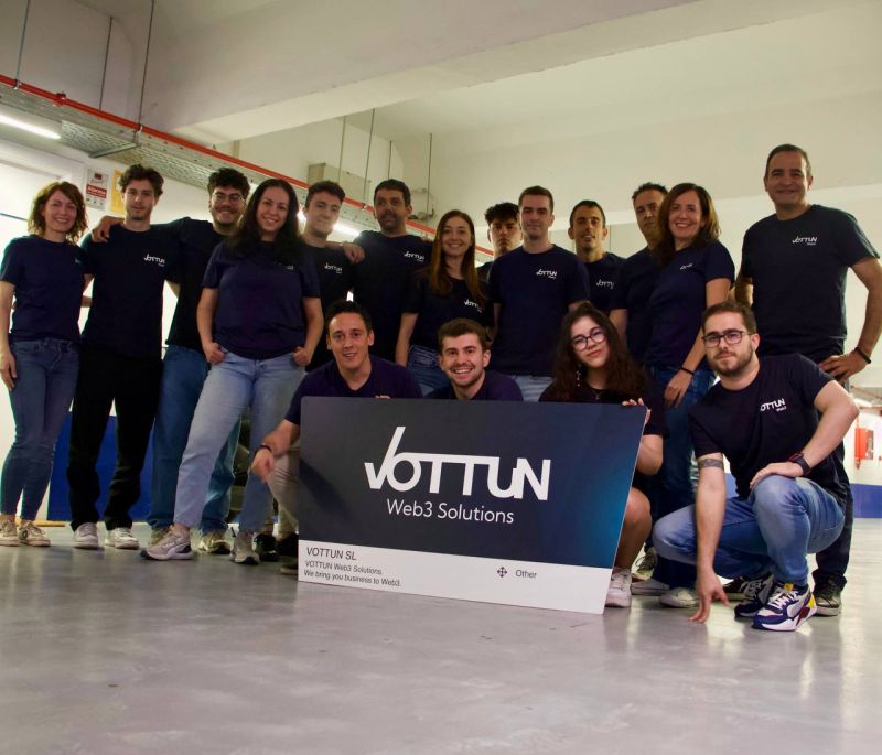 twitlcar's tweet image. 🚀 Crypto Mass adoption starts with utility. At Vottun, we focus on solving real problems with blockchain tech—bridging the gap between innovation and everyday use cases. Let’s make Web3 practical for all. 🌐 #BlockchainAdoption @Vottun
