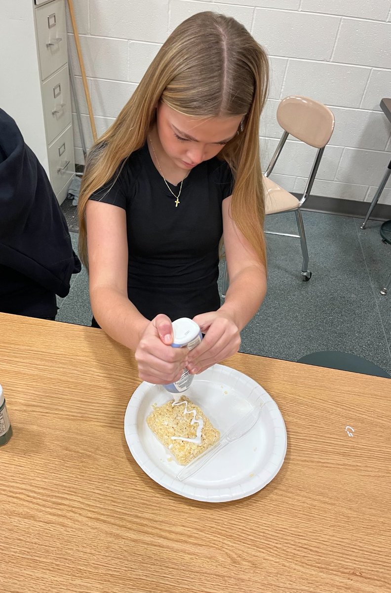 Mrs. Davis tweet media