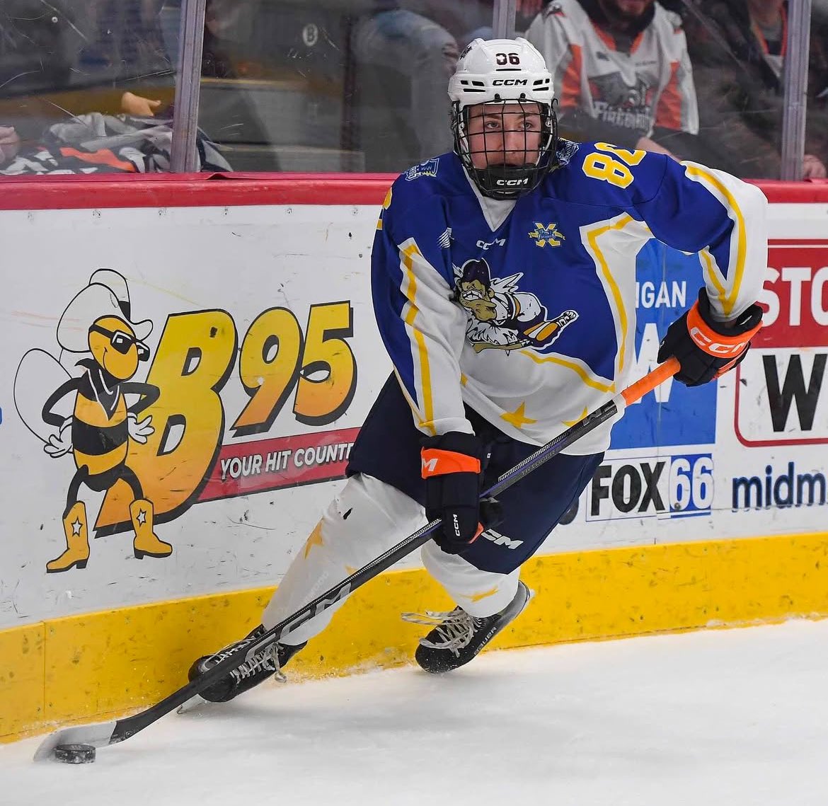 Pinnacle Hockey Management tweet media