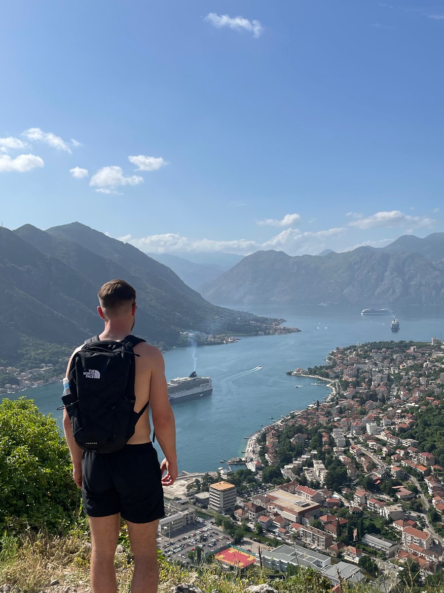 HarryBoby4's tweet photo. I’ve had #LongCovid  symptoms for over 4 years now.

Here’s what I’ve learnt:

‣ Health is all that matters
‣ Being present > being productive
‣ Money means nothing if you can’t use it

All it took for me to learn this was a life-changing illness.

In many ways, these years have truly been a blessing.

The foundation of any life, is having good health.

If you:

→ Have a clear & unfoggy head
→ Can exercise and feel good after
→ Have healthy family and loved ones

Then you really have everything for an incredible life.

I would happily live on nothing if it meant I could run without feeling flu-like, and relax without palpitations.

As I’ve got better, I’ve reclaimed that hunger to work & build, which I’m incredibly grateful for.

But I always bear in mind that it all means nothing if I don’t feel well.

It’s a statement thats thrown around, but not always conformed to.

But health really is the priority. ☘️