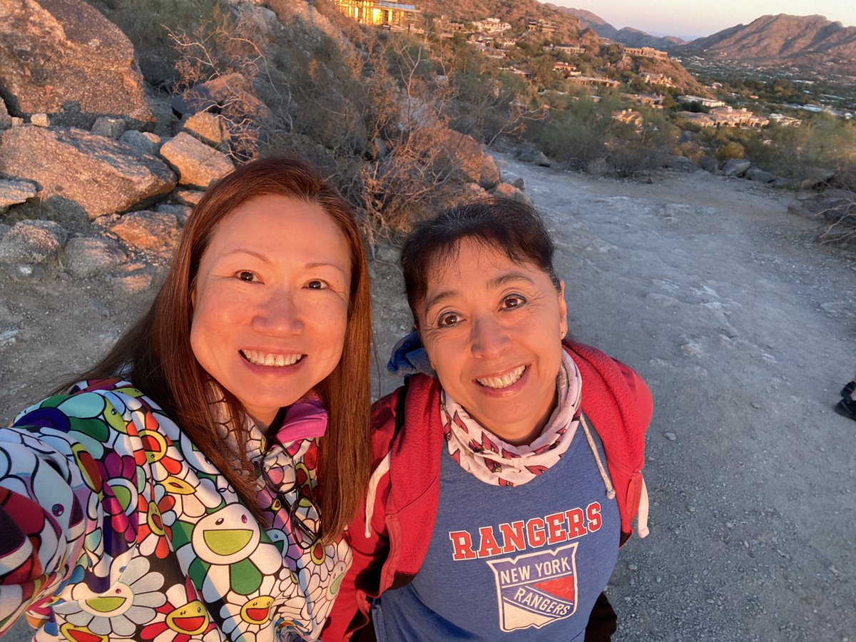 annabrice's tweet image. Camelback Mountain hike yesterday. Great hike. Weather was perfect. 

#CamelbackSanta #CamelbackMountain 

1/