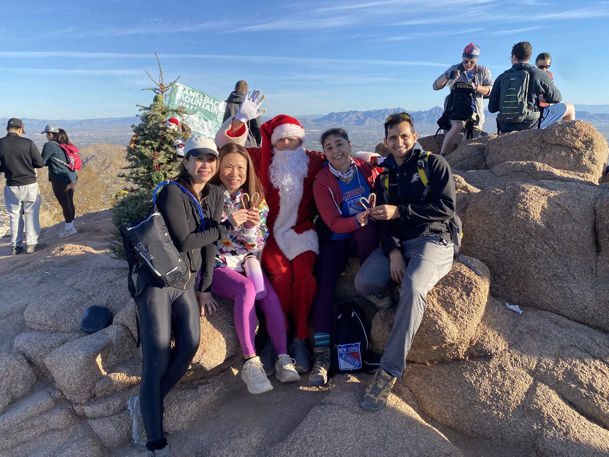 annabrice's tweet image. Camelback Mountain hike yesterday. Great hike. Weather was perfect. 

#CamelbackSanta #CamelbackMountain 

1/