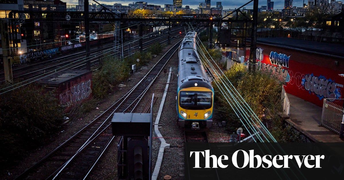UnlockDemocracy's tweet photo. #DevolutionWhitePaper plans that will grant Mayors powers to manage rail services are welcome.
Centralising power in a smaller number of larger authorities is not. This concentrates power further - the exact opposite of devolution.
https://t.co/Blj3R0I3Uz https://t.co/V1IpRaTETh
