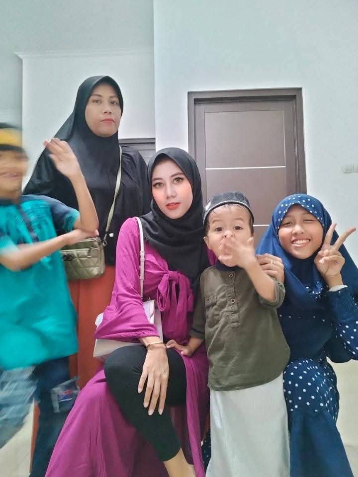 Novisaputri0's tweet photo. Assalamualaikum https://t.co/2i86ZRSoU4