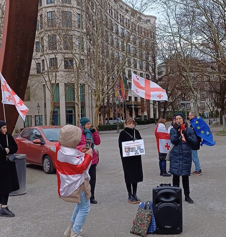 💙💛 Tamara MUGA X (@tamrico2022) on Twitter photo Munich 15thDecember.
Sakartvelo is Europe 🇬🇪 🇪🇺
Thank you, dear <a href="/EFDavies/">Franziska Davies (ACCOUNT INACTIVE)</a>
for the strong and enlightening speech l.
#StayStrongGeorgia Munich 15thDecember.
Sakartvelo is Europe 🇬🇪 🇪🇺
Thank you, dear <a href="/EFDavies/">Franziska Davies (ACCOUNT INACTIVE)</a>
for the strong and enlightening speech l.
#StayStrongGeorgia