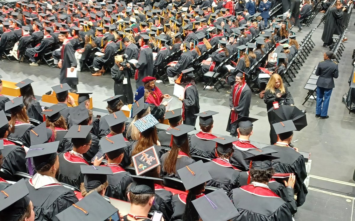 OSUengineering's tweet image. Happy Commencement Day! 🎓 Congratulations to our 530 College of Engineering graduates‼️