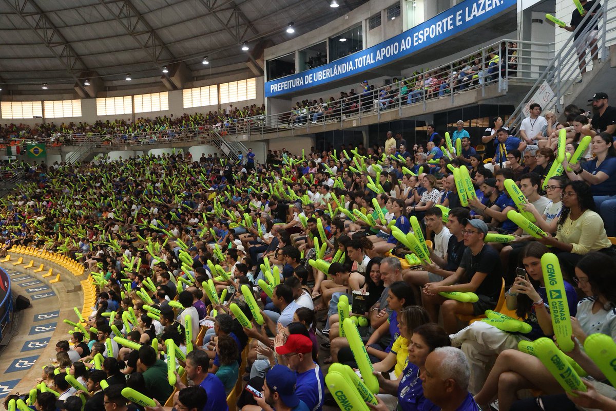 PrefeituraUdia's tweet photo. Cruzeiro vence o Mundial de Clubes de Vôlei Masculino! 🏆

#Futel | Hoje a Arena Sabiazinho foi palco da emocionante final do Mundial de Clubes de Vôlei Masculino. Nesse jogo eletrizante, o Cruzeiro venceu o Trentino, garantindo o ouro do torneio. Confira! https://t.co/N5H260zYSN