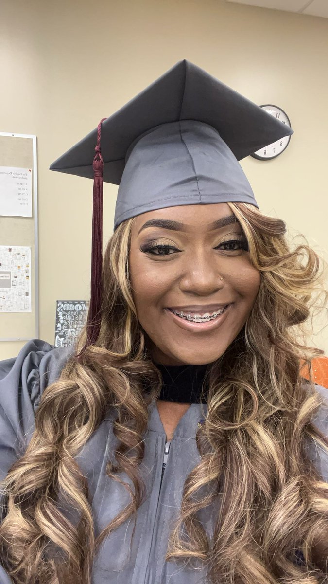 officially_nika's tweet image. This whole week has been a movie🥹🩵 NCLEX up next✍🏾
#HonorNursingGrad
#LPNtoRN