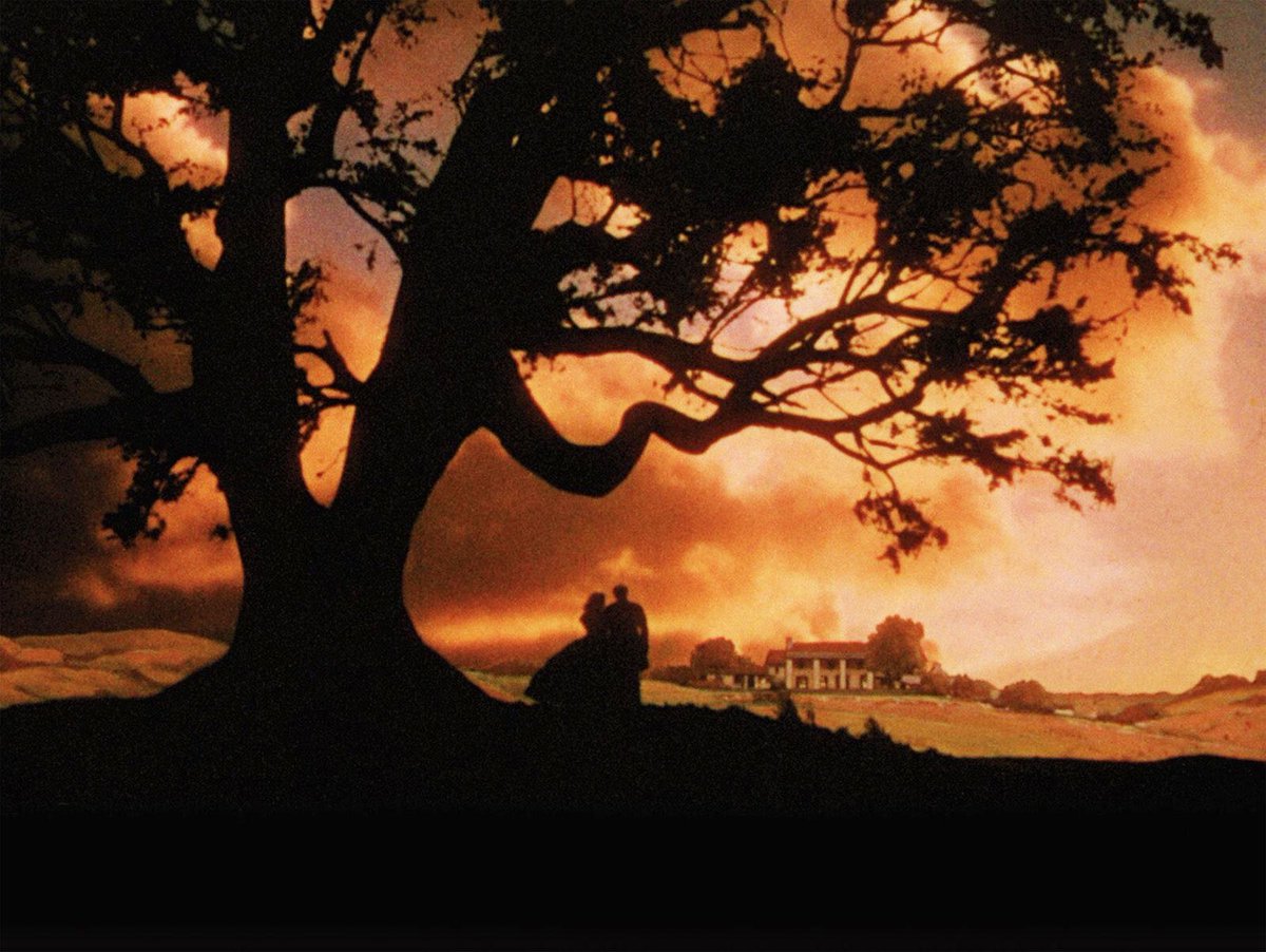 HollywoodYeste1's tweet photo. Gone with the Wind premiered in Atlanta, Georgia on December 15, 1939. 

The beautifully-filmed, ICONIC drama won 8 Oscars including Best Film, Best Actress (Vivien Leigh), Beat Supporting Actress (Hattie McDaniel) + Best Director (Victor Fleming). https://t.co/xXOAdtNTdU