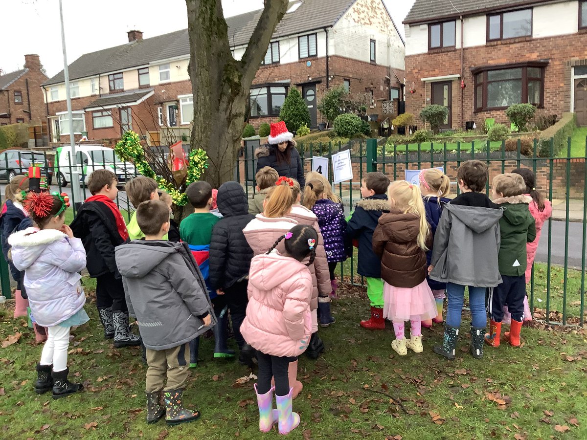 Miss Hampton tweet media