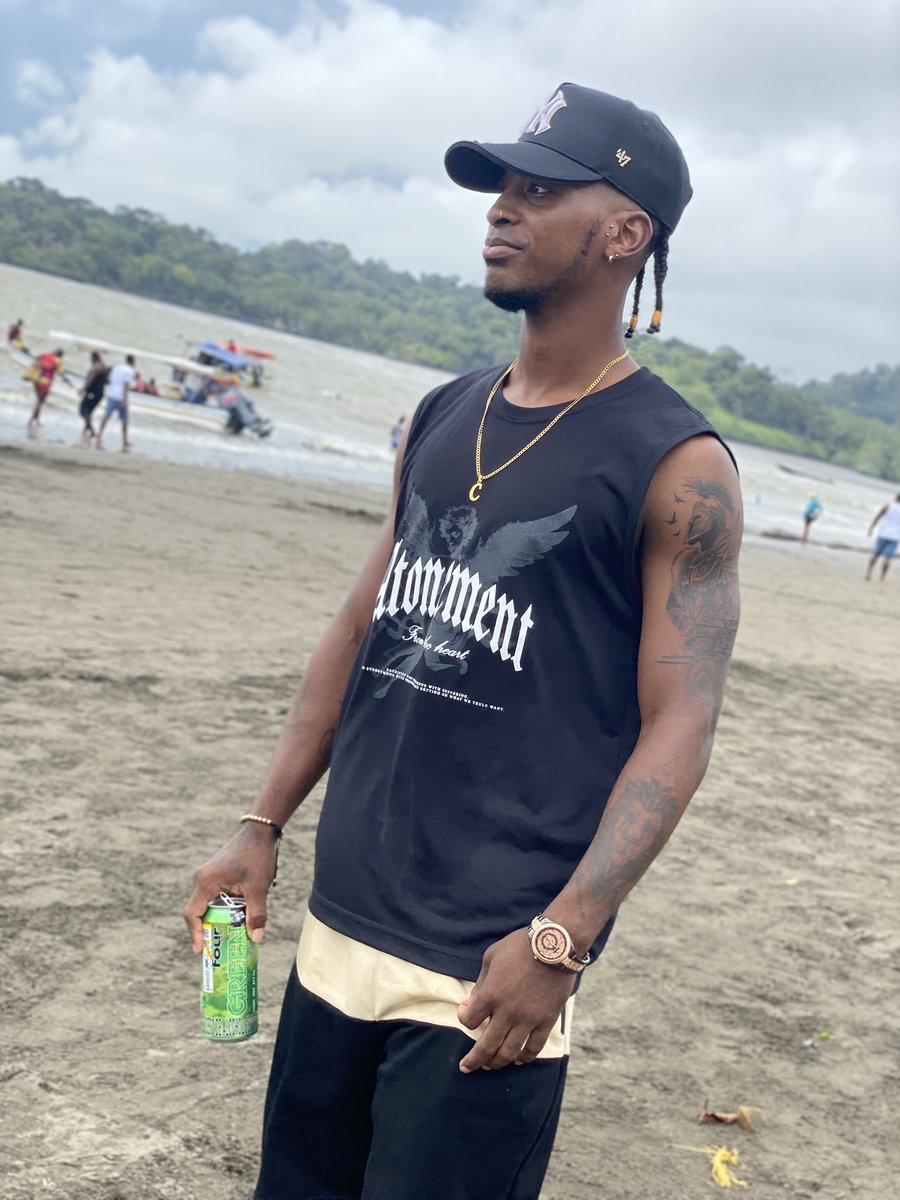 JC_caicedo10's tweet photo. 🏝️ https://t.co/L4HHtxczRz