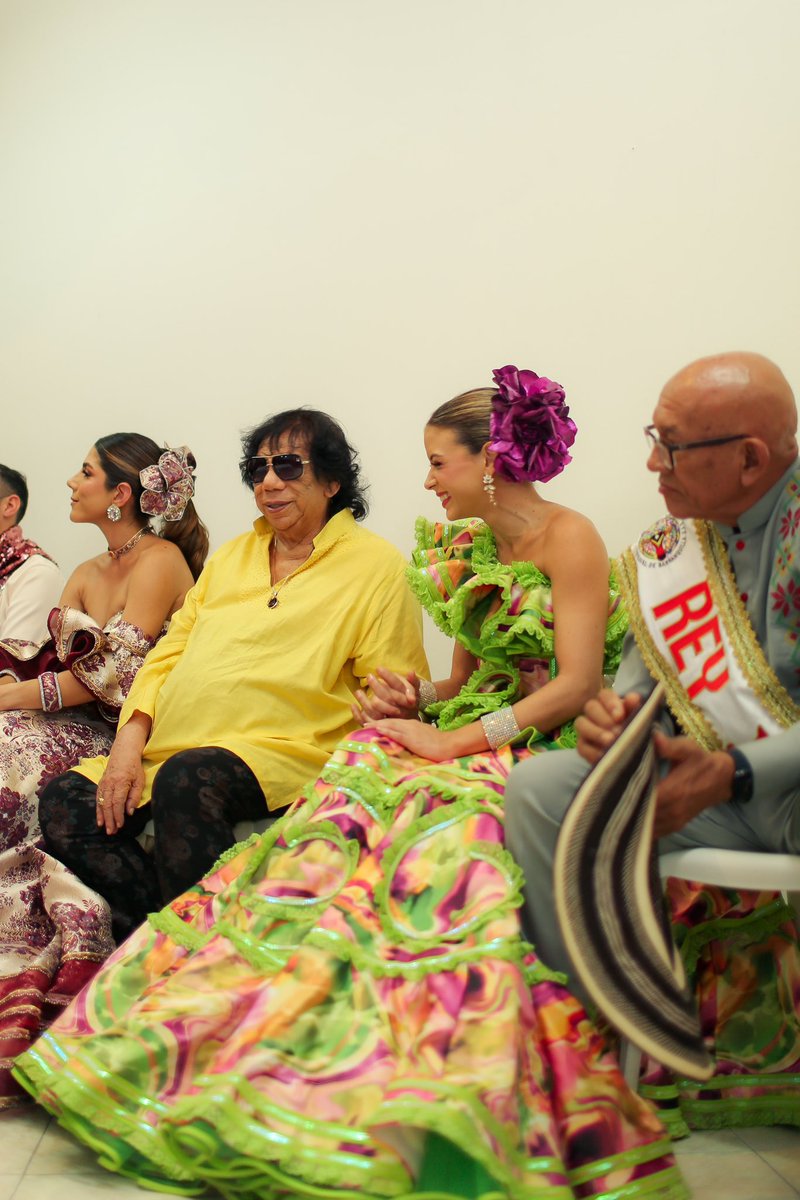 El Carnaval de Curramba lo hacemos todos: cada uno con su esencia, su bacanería y su legado. Para mí es un honor presidir esta celebración junto a Reyes, organizaciones y hacedores que aman nuestro patrimonio. ¡Juntos haremos una #CipoteFiesta, vamos con toda! 💥👑🥰