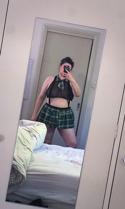 CruelWife_BBC's tweet photo. Looking so sexy 🤤 @Piercedhou5wife https://t.co/tAlrtI3kLh