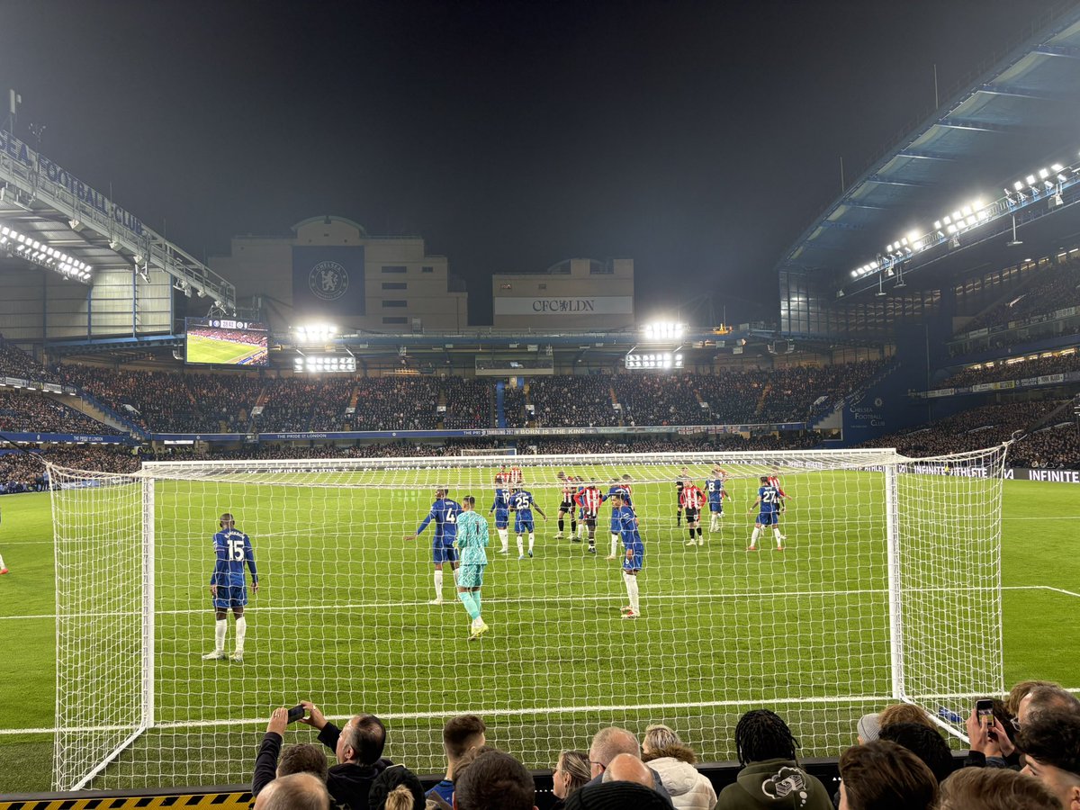 aaronwys__'s tweet photo. Up the fuckin Chels, no better feeling💙 https://t.co/GInuf7HeYp