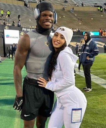 DropSquad_52's tweet image. Would #KevinSamuel approve of #TravisHunter &amp;amp; #LeannaLenee  getting married?