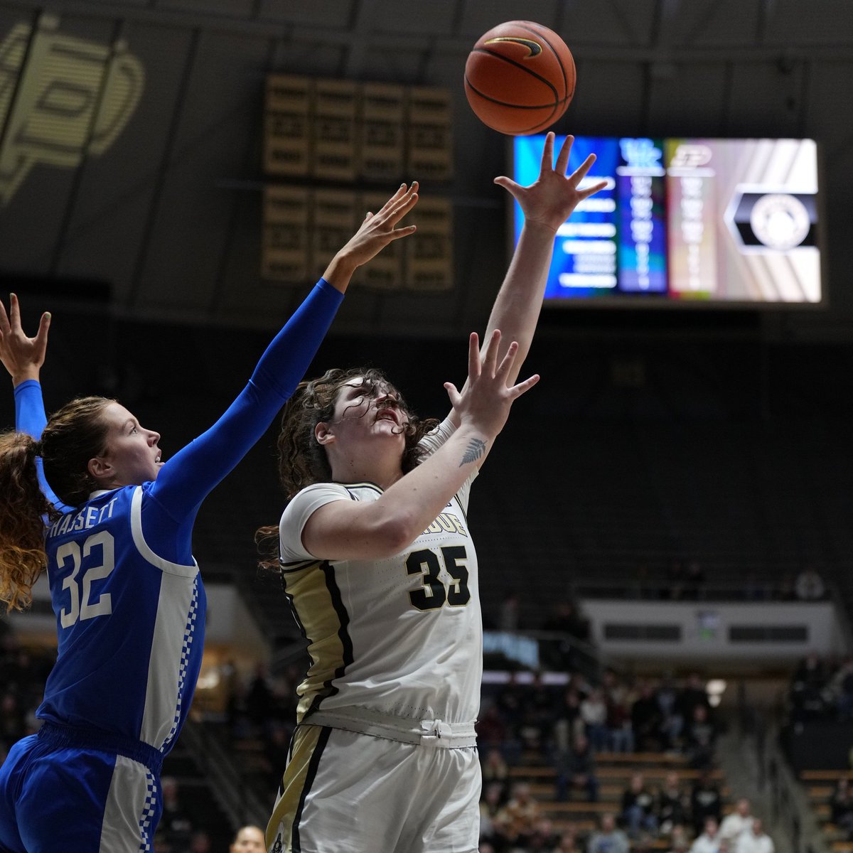 Purdue Women's Basketball (@purduewbb) on Twitter photo Third game with 12 & 7 or better for <a href="/_lanamccarthy/">Lana McCarthy</a> ✊
Tied for third most among freshmen nationally. Third game with 12 & 7 or better for <a href="/_lanamccarthy/">Lana McCarthy</a> ✊
Tied for third most among freshmen nationally.