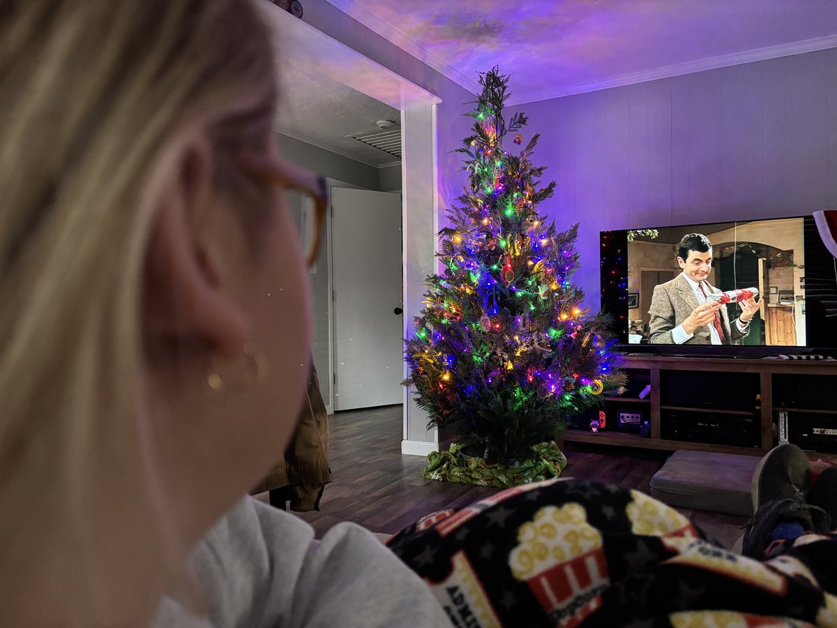 JeremySollie's tweet photo. “How does Mr. Bean make money?”

Spent the entire Christmas episode struggling to answer questions like this. https://t.co/jWILQA6UF1
