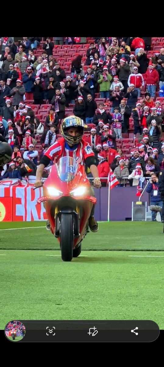 Alberto Martínez tweet media